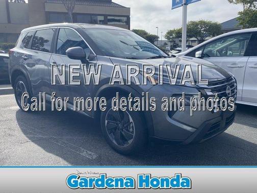 Gun Metallic 2025 Nissan Rogue SV