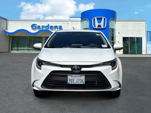 Ice 2026 Toyota Corolla LE