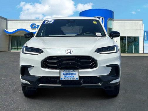 Platinum White Pearl 2026 Honda HR-V Sport