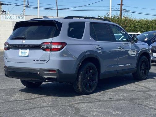 2026 Honda Pilot Black Edition