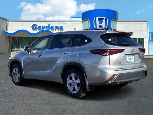 2024 Toyota Highlander LE