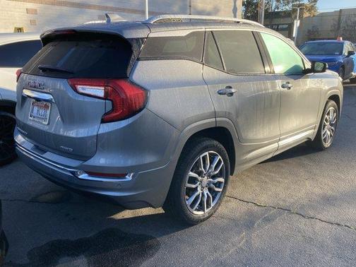 2023 GMC Terrain Denali
