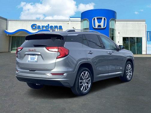 2023 GMC Terrain Denali