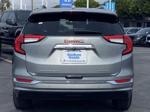 2023 GMC Terrain Denali