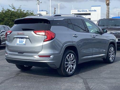 2023 GMC Terrain Denali