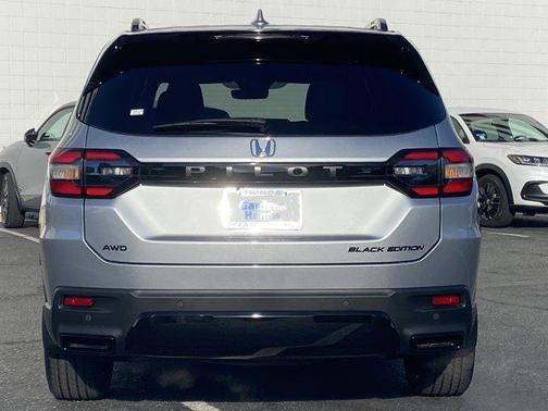 2026 Honda Pilot Black Edition