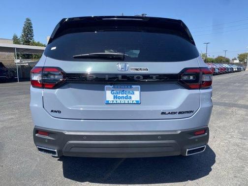 2025 Honda Pilot Black Edition