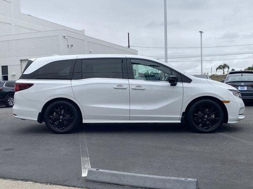 2023 Honda Odyssey Sport