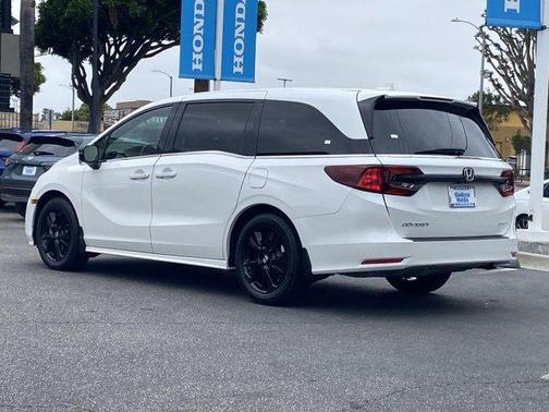 2023 Honda Odyssey Sport