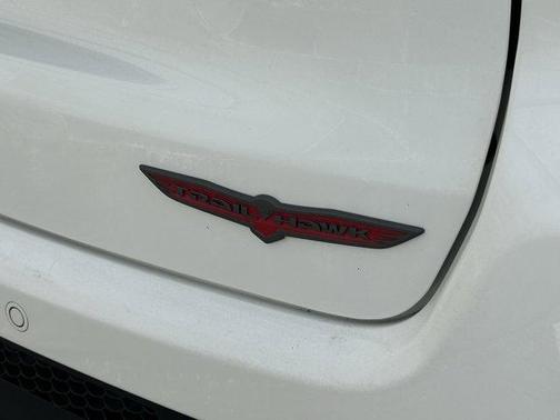 Bright White Clearcoat 2025 Jeep Compass Trailhawk