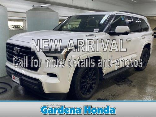 White 2025 Toyota Sequoia SR5