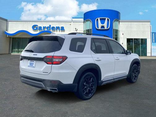 2025 Honda Pilot Touring+