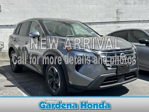 Gun Metallic 2025 Nissan Rogue SV