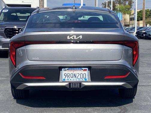 2025 Kia K4 