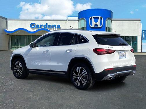 2025 Mercedes-Benz GLA 250 Base 4MATIC