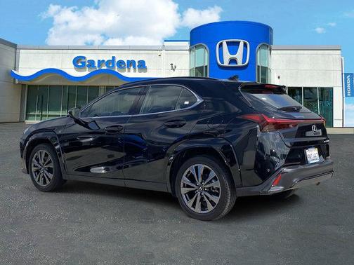 2025 Lexus UX 300h 300H F DESIGN