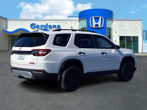 2025 Honda Pilot TrailSport