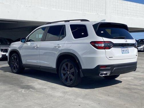 2025 Honda Pilot Sport