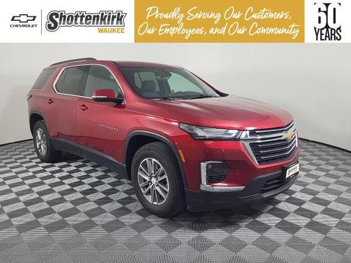 2023 Chevrolet Traverse LT Leather
