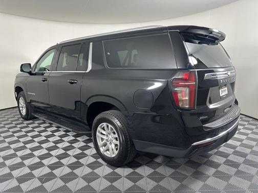 2022 Chevrolet Suburban LT