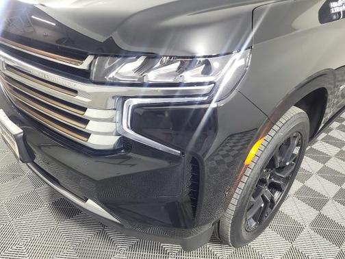 2023 Chevrolet Suburban 4WD High Country