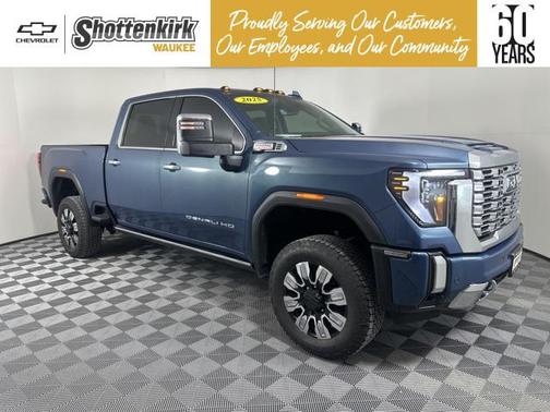 2025 GMC Sierra 2500 Denali