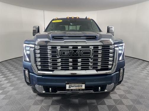 2025 GMC Sierra 2500 Denali