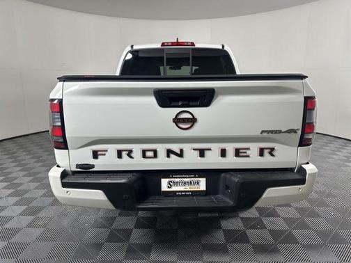 2022 Nissan Frontier PRO-4X
