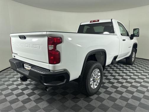 2025 Chevrolet Silverado 3500 WT