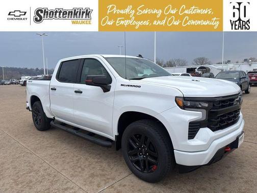 Summit White 2026 Chevrolet Silverado 1500 RST