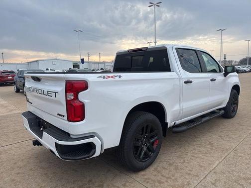 Summit White 2026 Chevrolet Silverado 1500 RST
