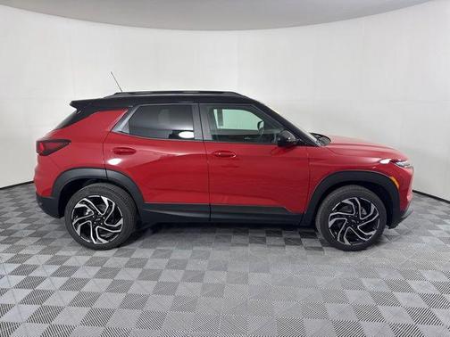 Apex Red 2026 Chevrolet Trailblazer RS