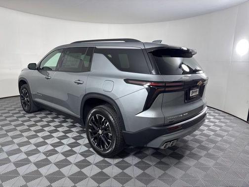 Sterling Gray Metallic 2026 Chevrolet Traverse LT