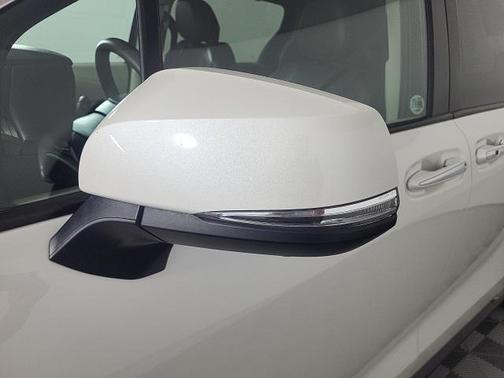 2021 Toyota Sienna Platinum 7 Passenger