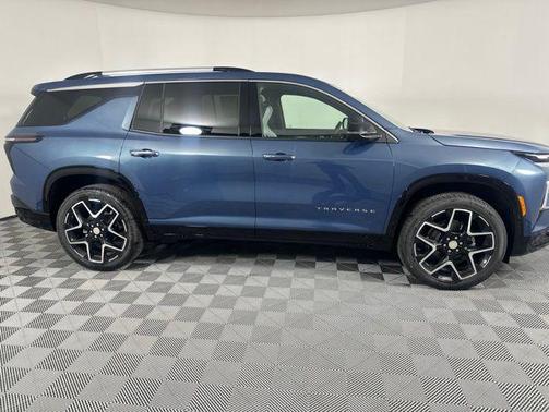 Lakeshore Blue Metallic 2026 Chevrolet Traverse High Country