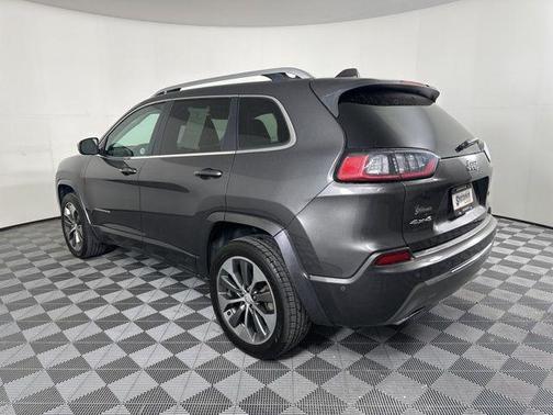 2019 Jeep Cherokee Overland