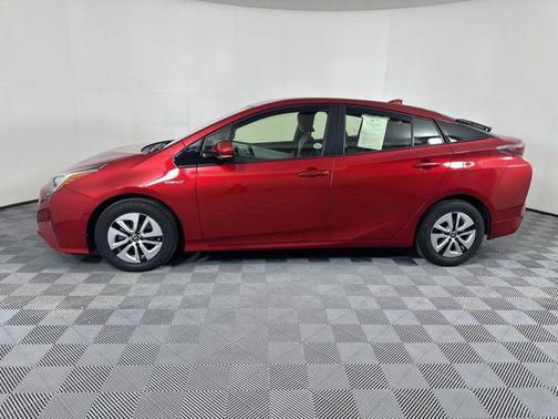 2016 Toyota Prius Three