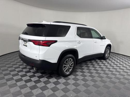 2024 Chevrolet Traverse LT Leather
