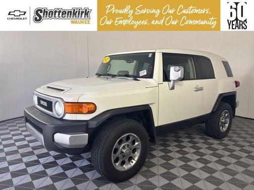 Iceberg 2012 Toyota FJ Cruiser Base