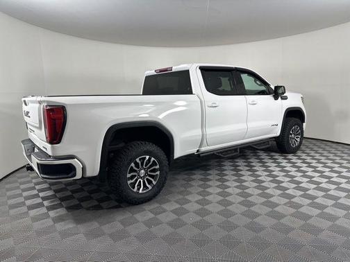 Summit White 2020 GMC Sierra 1500 AT4