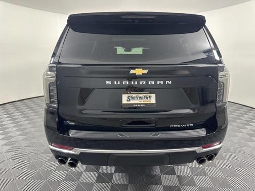 2025 Chevrolet Suburban Premier