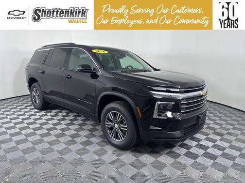 Mosaic Black Metallic 2026 Chevrolet Traverse LT