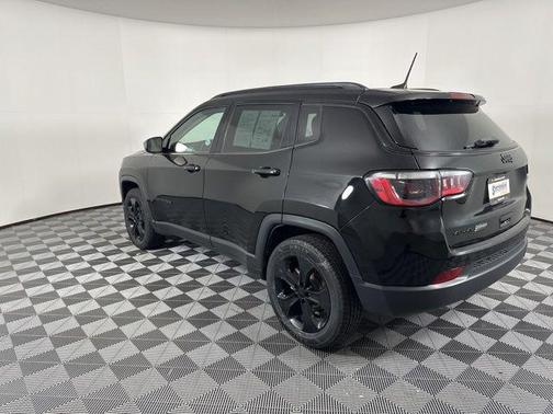 Diamond Black Crystal Pearlcoat 2021 Jeep Compass Latitude