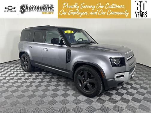 2022 Land Rover Defender 110 SE