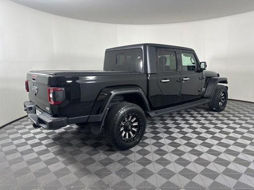 Black Clearcoat 2020 Jeep Gladiator Overland