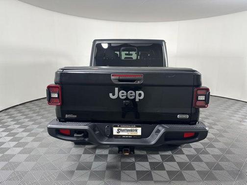 Black Clearcoat 2020 Jeep Gladiator Overland