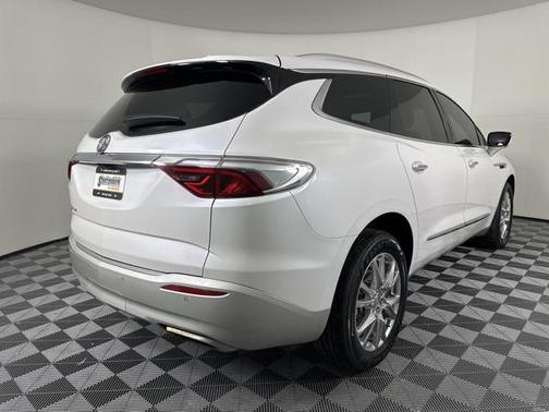 2023 Buick Enclave Premium AWD