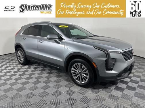 2025 Cadillac XT4 Premium Luxury