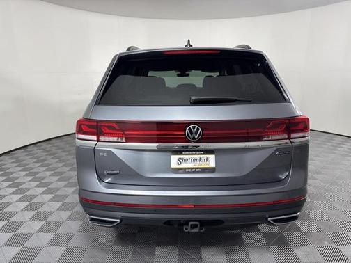 2025 Volkswagen Atlas 2.0T SE w/Technology 4MOTION