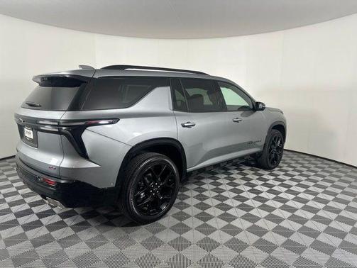 Sterling Gray Metallic 2026 Chevrolet Traverse RS